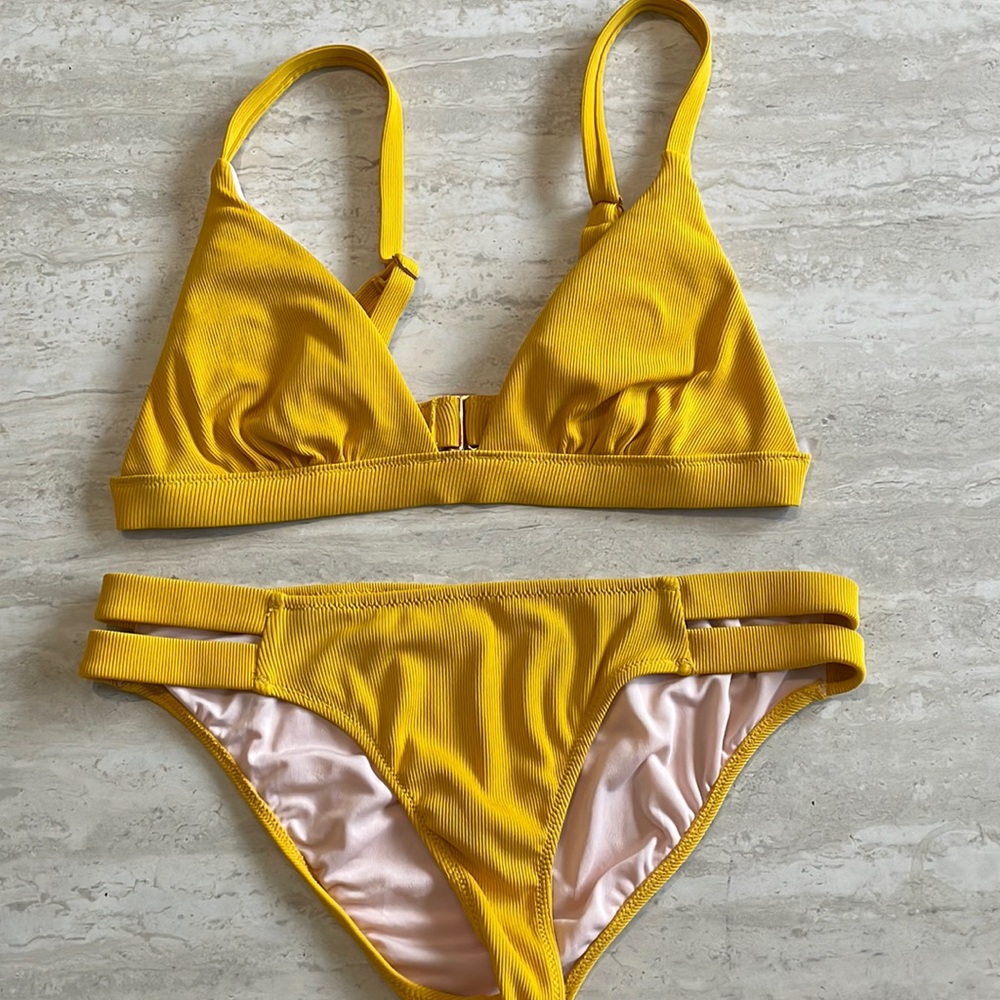 Shade & Shore Yellow bikini
